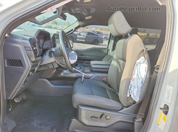 1FTFW3LD9RFA49748 2024 FORD F150 Серый Вид салона спереди