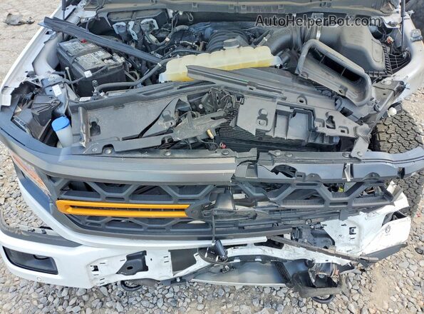 1FTFW4L54SFA69040 2025 FORD F150 White Widok wnętrza z tyłu