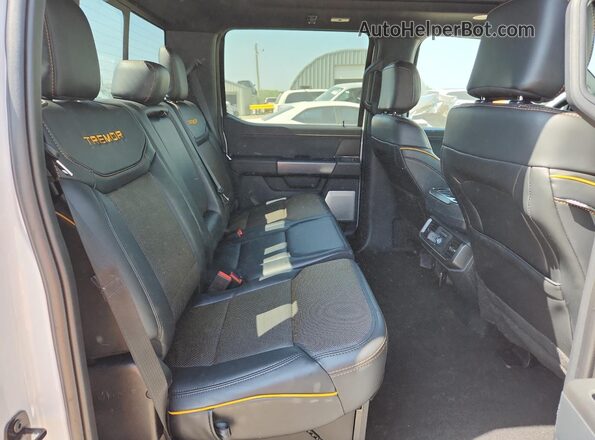 1FTFW4L89RFB91123 2024 FORD F150 White Вид задніх сидінь