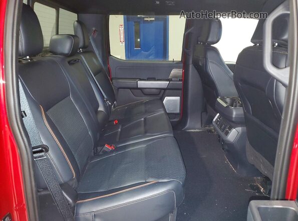 1FTFW5LD0RFA33725 2024 FORD F150 Red Vista de los asientos traseros
