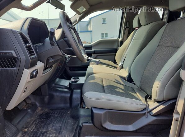 1FTFX1E45KKF24534 2019 FORD F150 White Вид салону спереду