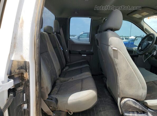 1FTFX1E48KKD06331 2019 FORD F150 White Rear seats view