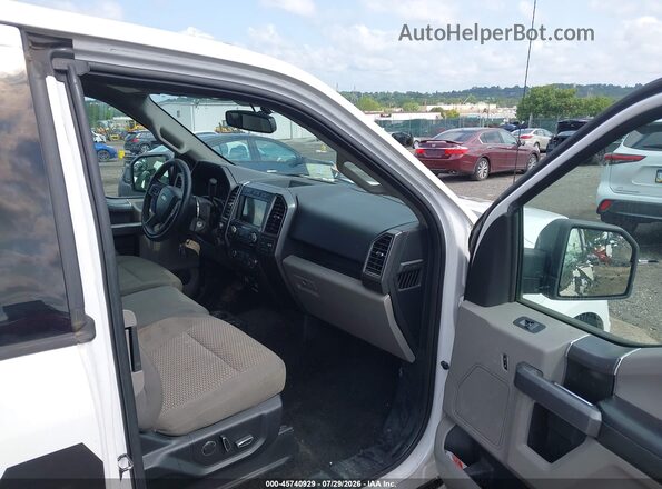 1FTFX1E52JKC43895 2018 FORD F150 White Widok wnętrza z przodu