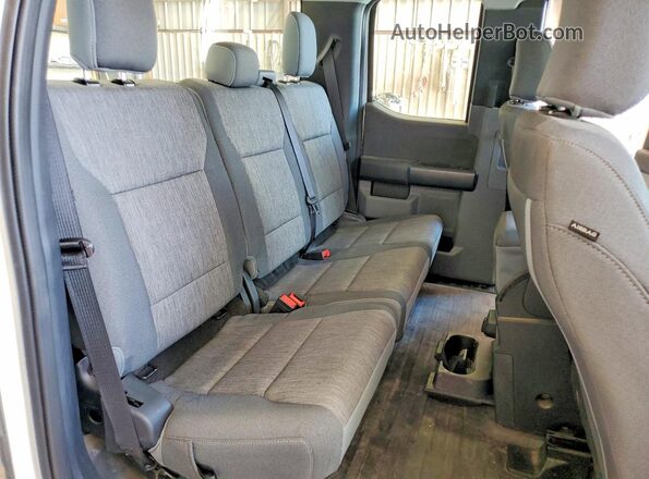 1FTFX1E5XPKD45650 2023 FORD F150 White Вид задніх сидінь