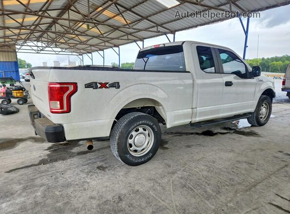1FTFX1EF2GFC32230 2016 FORD F150 White Rear right