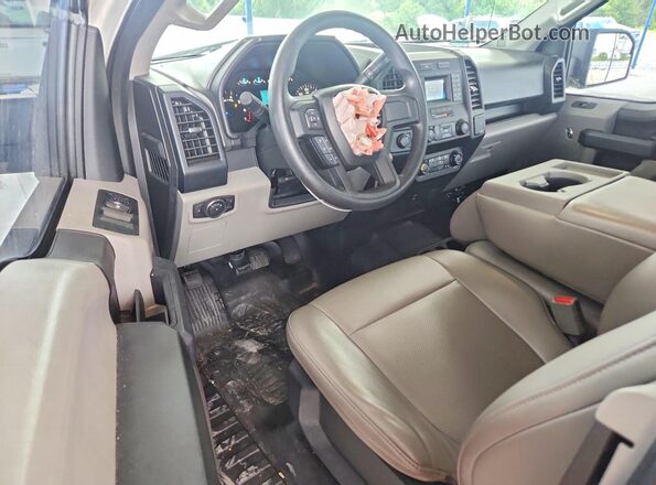 1FTFX1EF2GFC32230 2016 FORD F150 White Dashboard view