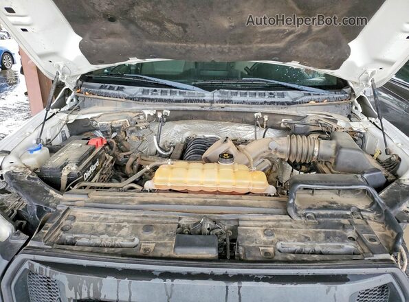 1FTFX1EF9GKF57674 2016 FORD F150 White Vista interior trasera