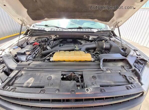 1FTFX1EG2JKC27343 2018 FORD F150 White Rear interior view