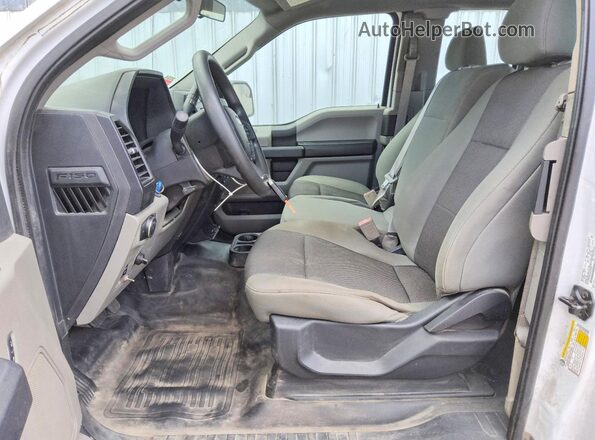 1FTFX1EG2JKC27343 2018 FORD F150 White Front interior view