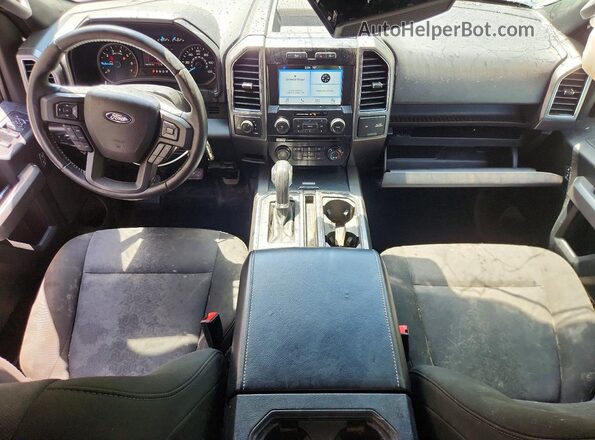 1FTFX1EG7JKC27256 2018 FORD F150 Purple Dashboard view