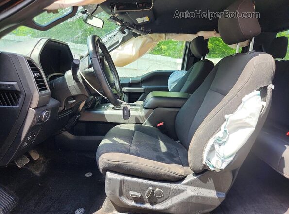 1FTFX1EG7JKC27256 2018 FORD F150 Purple Front interior view