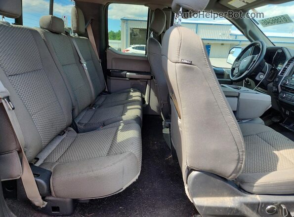 1FTFX1EG8GFB48955 2016 FORD F150 Зеленый Вид задних сидений