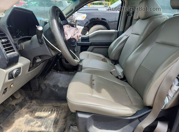 1FTMF1C53JKC18694 2018 FORD F150 White Вид салону спереду