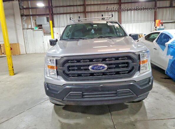 1FTMF1C54NKD25162 2022 FORD F150 Silver Front view