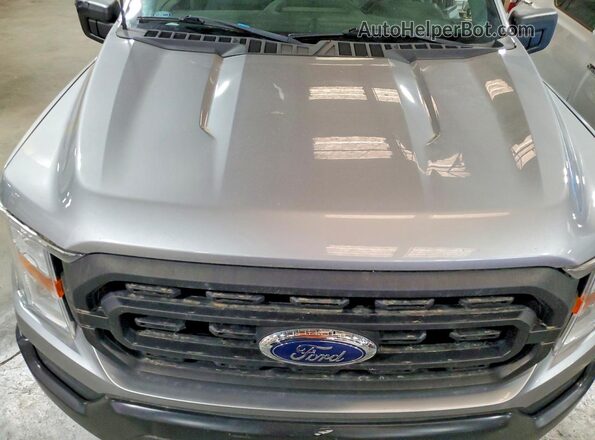 1FTMF1C54NKD25162 2022 FORD F150 Silver Rear interior view
