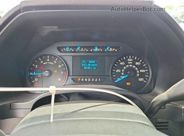 1FTMF1C80HFC21081 2017 FORD F150 White ხელსაწყოთა პანელის ხედი
