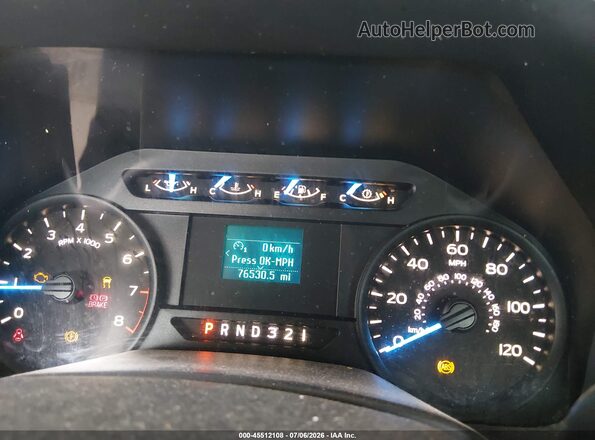 1FTMF1C85HKD29641 2017 FORD F150 Белый Вид задних сидений