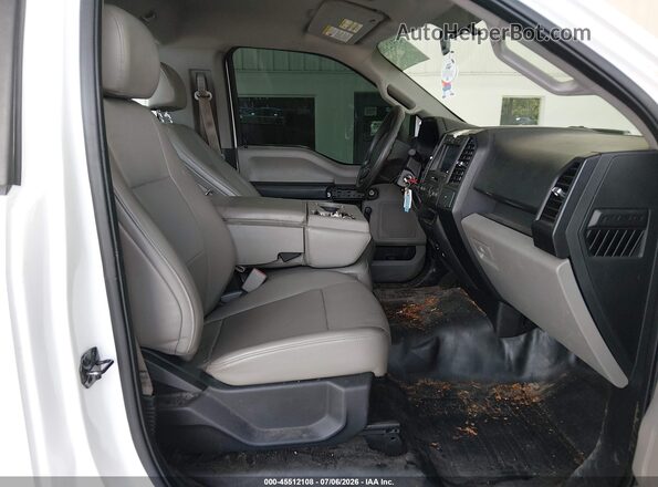 1FTMF1C85HKD29641 2017 FORD F150 Белый Вид салона спереди