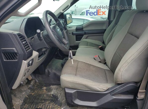 1FTMF1C87HKC17116 2017 FORD F150 Gray Front interior view