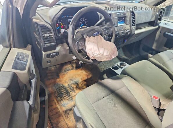 1FTMF1C89HKE35946 2017 FORD F150 White Dashboard view