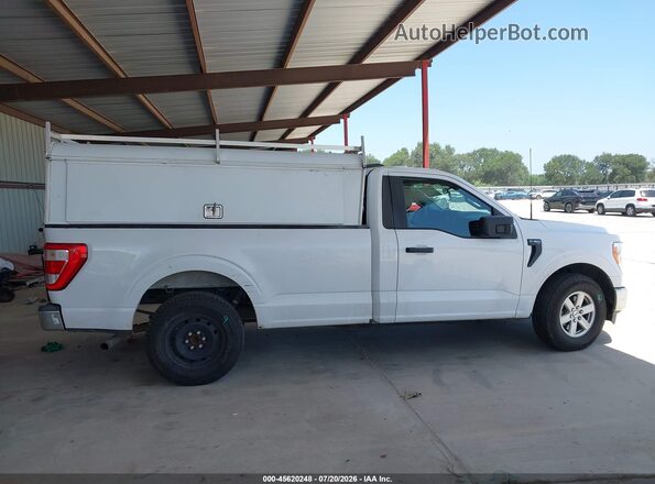 1FTMF1CB0MKE45352 2021 FORD F150 White Вид задньої частини салону