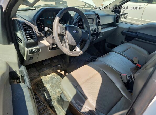 1FTMF1CB1JKF20300 2018 FORD F150 White Dashboard view