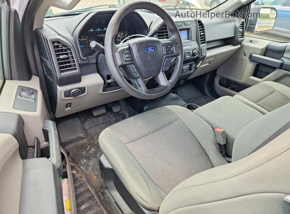 1FTMF1CB2KKC08231 2019 FORD F150 White Dashboard view