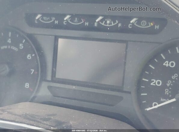 1FTMF1CB2KKD24092 2019 FORD F150 White Widok wnętrza 360 stopni