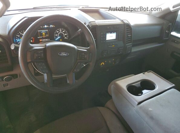 1FTMF1CB2KKE81055 2019 FORD F150 White Вид панелі приладів