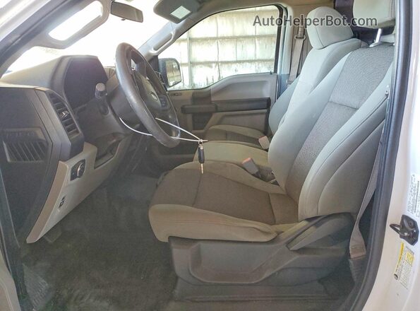 1FTMF1CB2KKE81055 2019 FORD F150 White Вид салону спереду