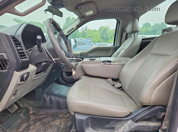 1FTMF1CB2KKF06262 2019 FORD F150 White წინა სალონის ხედი