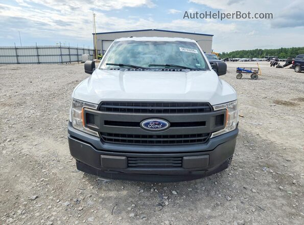 1FTMF1CB7JFE21246 2018 FORD F150 White Widok z przodu