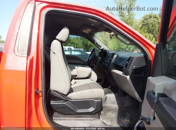 1FTMF1CB7KKE49041 2019 FORD F150 Red Vista interior delantera