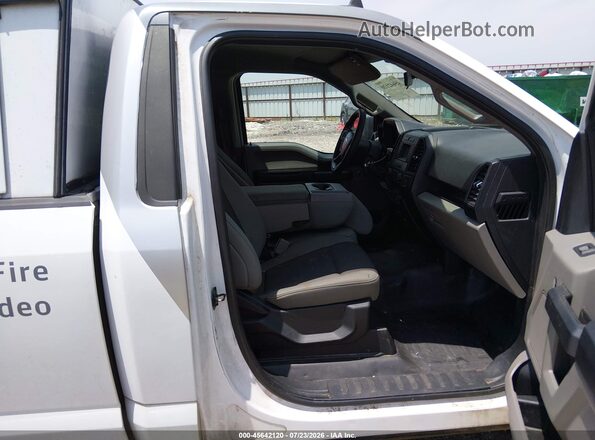 1FTMF1CB7LKF11474 2020 FORD F150 White Front interior view