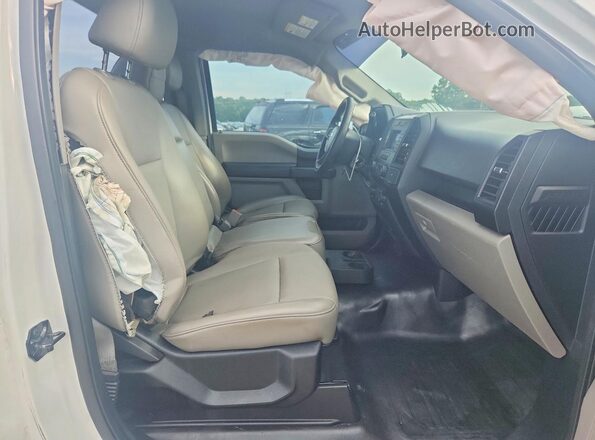 1FTMF1CB8KFA42581 2019 FORD F150 White Вид задніх сидінь