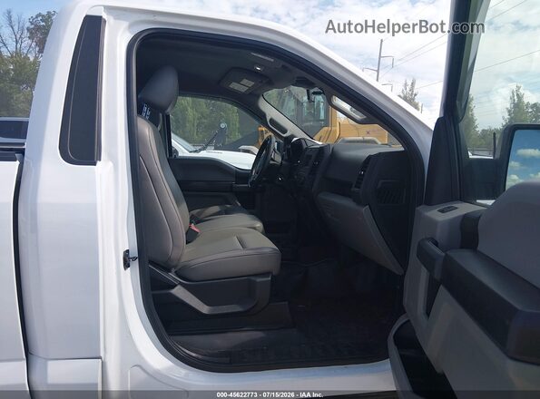 1FTMF1CB9KKE48702 2019 FORD F150 White Front interior view