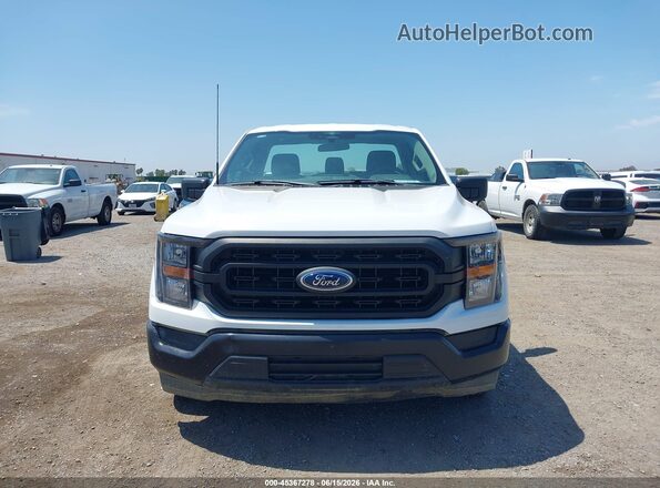 1FTMF1CB9PKE94215 2023 FORD F150 White უკანა სალონის ხედი