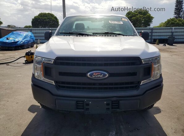 1FTMF1CBXJKF50590 2018 FORD F150 White Widok z przodu