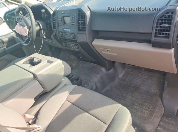 1FTMF1CFXGKD10709 2016 FORD F150 Black Dashboard view
