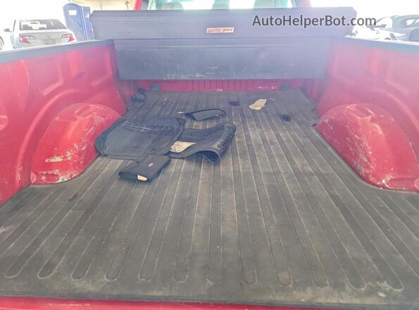 1FTMF1CP1GKE86721 2016 FORD F150 Red Vista interior trasera