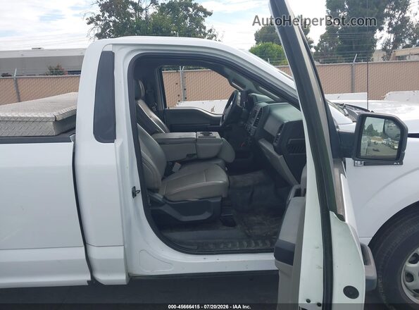 1FTMF1CP7GKE18407 2016 FORD F150 White Սալոնի դիմացի տեսք