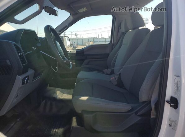 1FTMF1CP7JKE23341 2018 FORD F150 White Front interior view