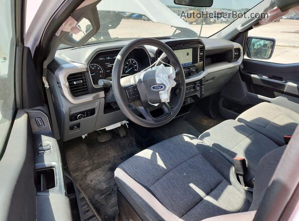 1FTMF1CP8PKF11615 2023 FORD F150 Белый Вид панели приборов