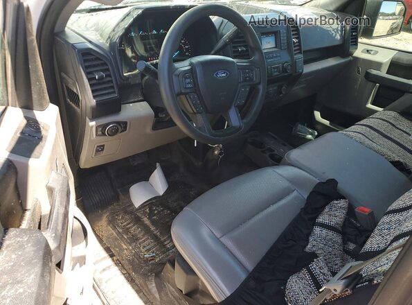 1FTMF1CPXKKC99311 2019 FORD F150 White Widok deski rozdzielczej