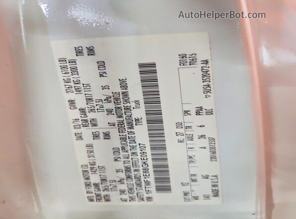 1FTMF1E88GKE09107 2016 FORD F150 White Widok komory silnika