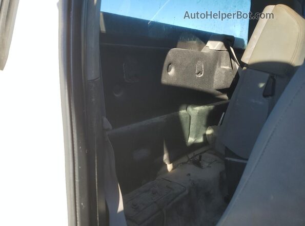 1FTMF1EB0JKC85773 2018 FORD F150 Белый Вид задних сидений