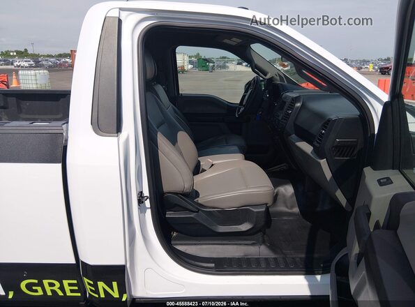 1FTMF1EB0KKE47435 2019 FORD F150 Белый Вид салона спереди