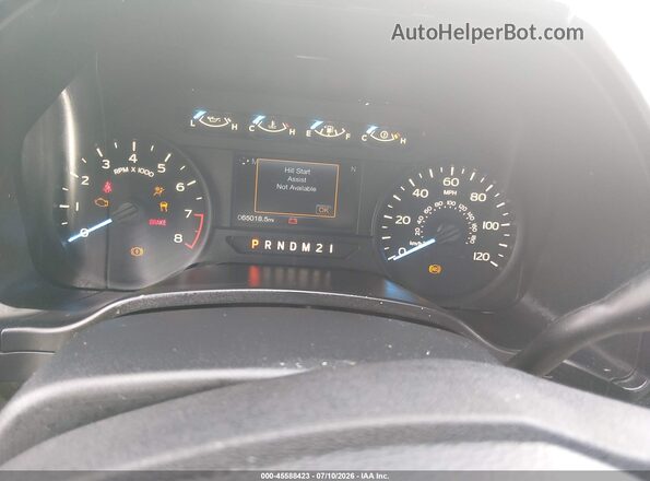 1FTMF1EB0KKE47435 2019 FORD F150 Белый Вид задних сидений