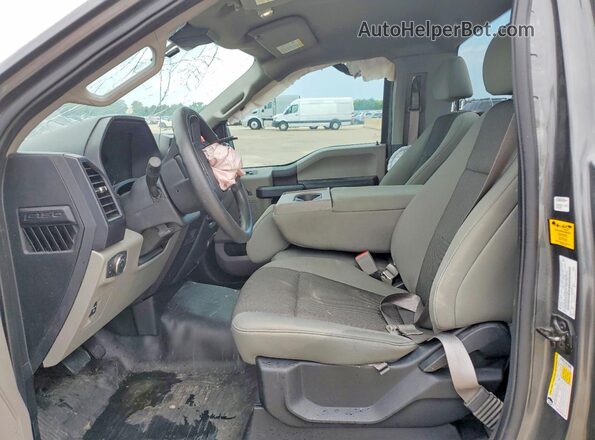 1FTMF1EB1KKE14489 2019 FORD F150 Gray Вид салону спереду