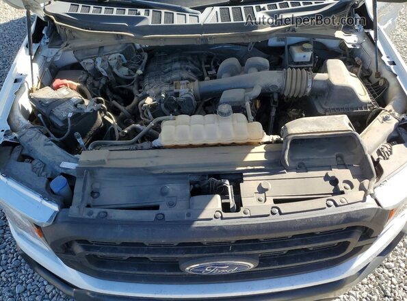 1FTMF1EB6NKD83096 2022 FORD F150 White Vista interior trasera